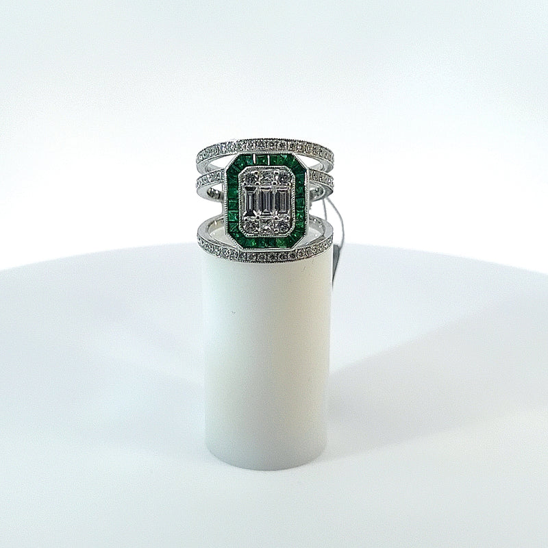 Green Emerald & Diamond Ring