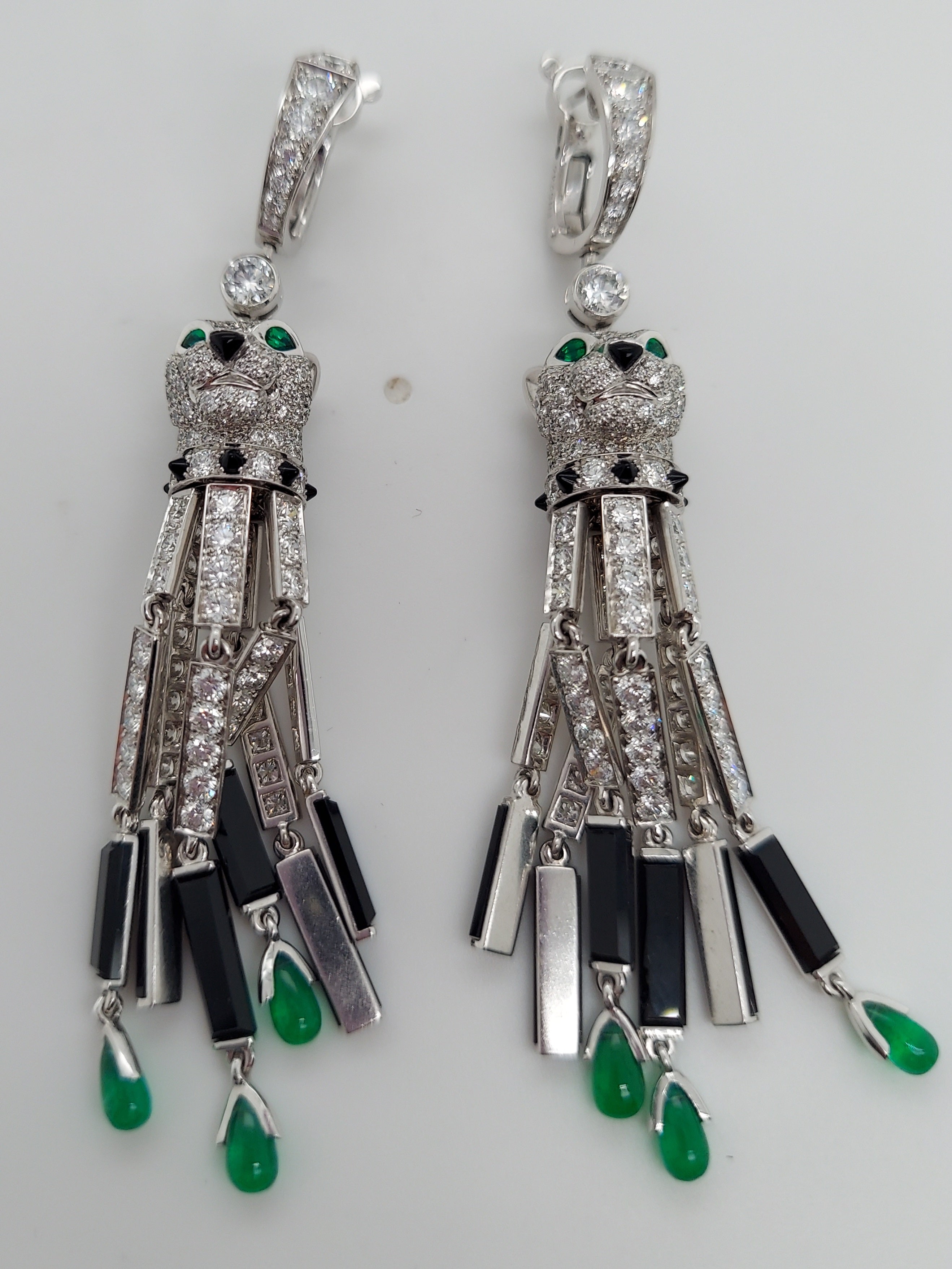 PANTHÈRE DE CARTIER EARRINGS