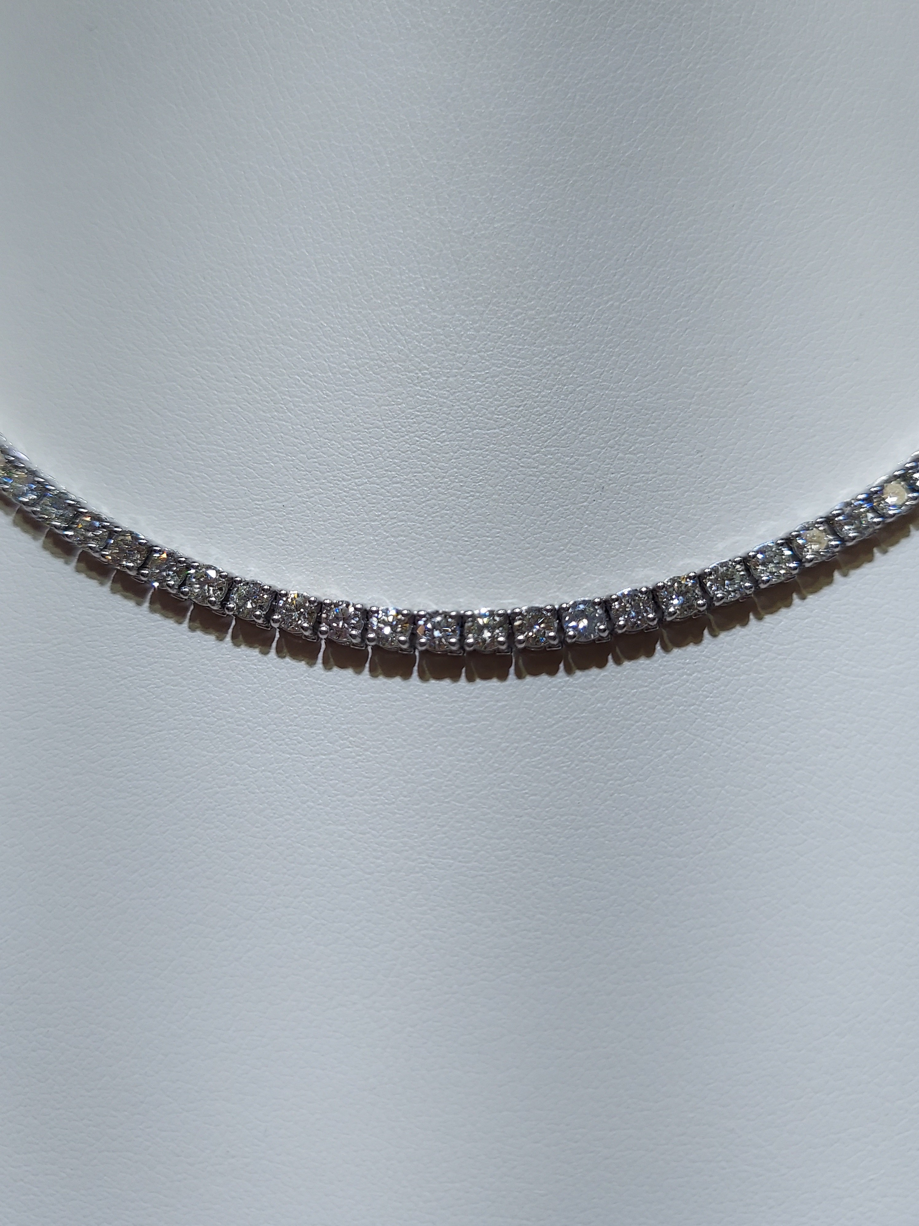 15 Carat Diamond Tennis Necklace In A 4 Prong Setting