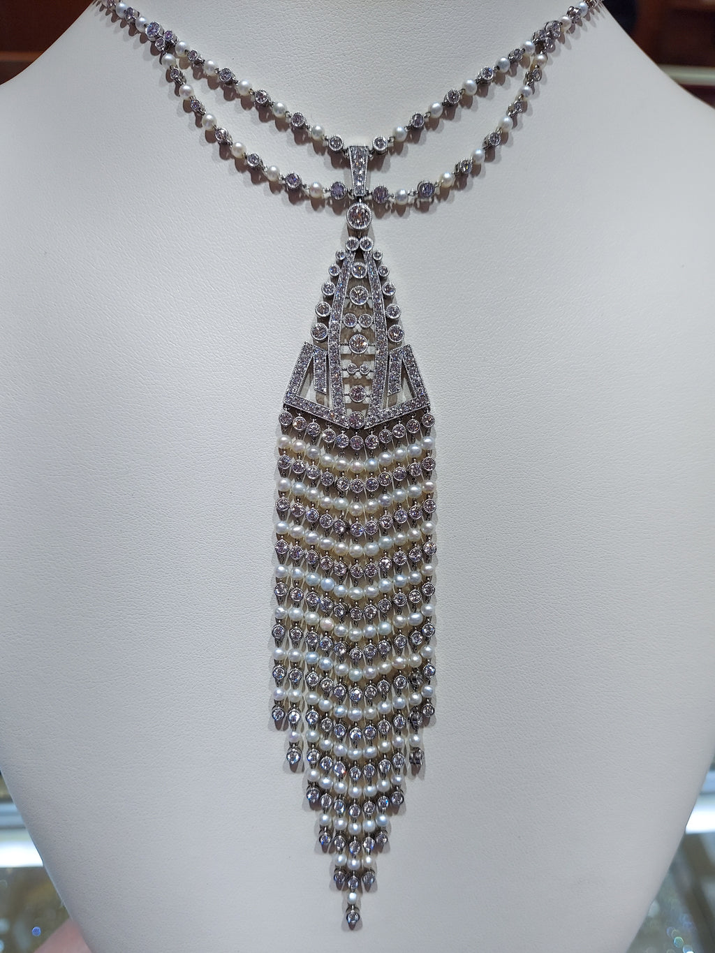 Diamonds & Pearls Necklace