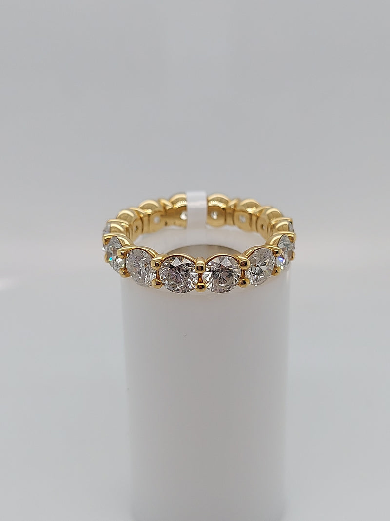 4.40 Carat Round Cut Scalloped Diamond Eternity Band