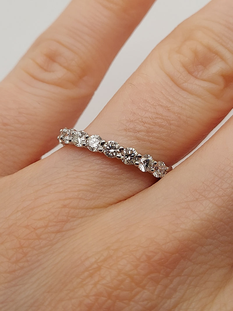 Round Cut Diamond Eternity Band