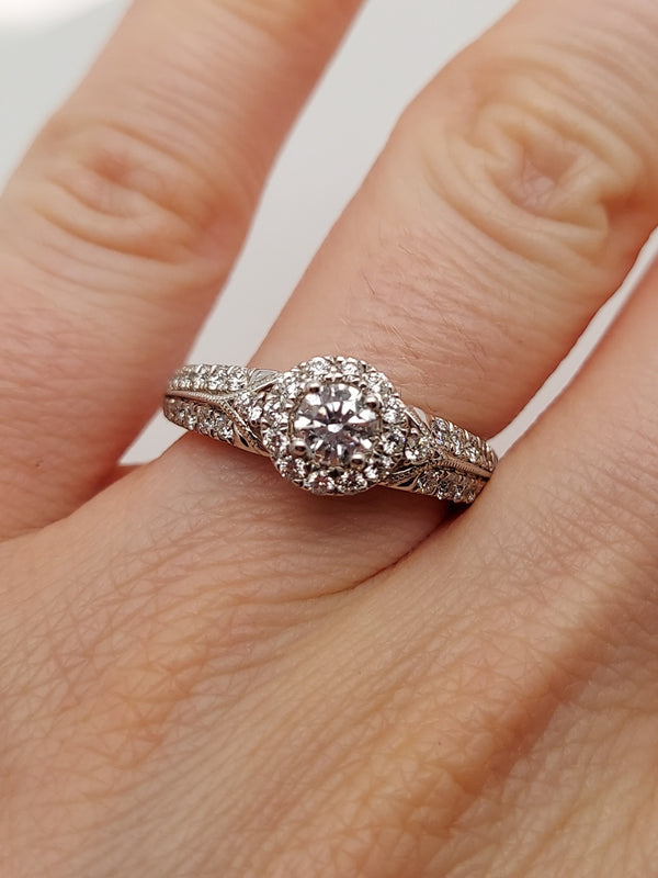 Diamond Halo Engagement Ring