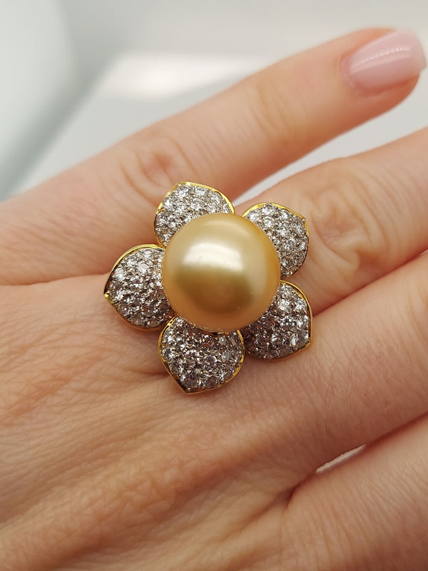 Pearl & Diamond Flower Ring