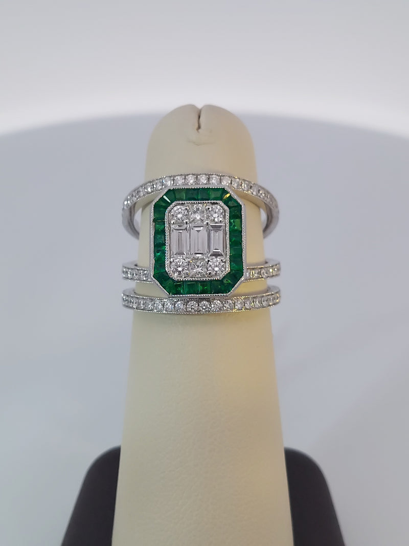 Green Emerald & Diamond Ring