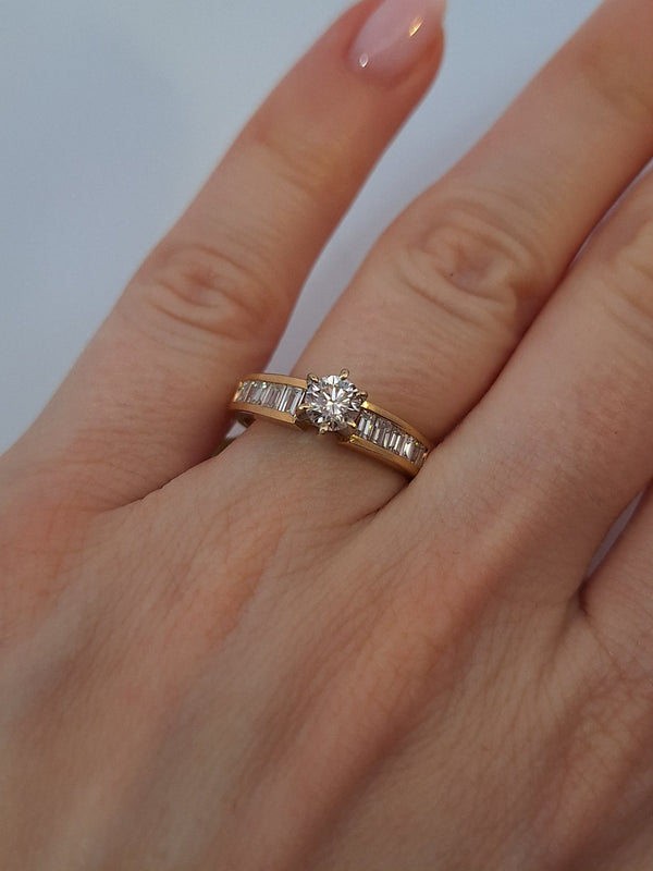 Diamond Vintage Engagement Ring