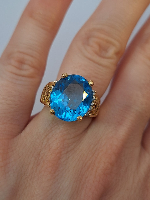 Blue Topaz Vintage Ring