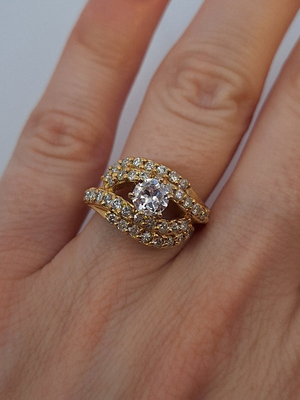 Diamond Vintage Engagement Ring