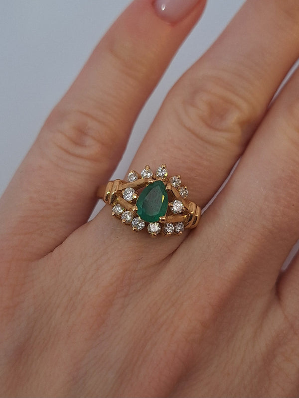 Pear Shaped Emerald & Diamond Vintage Ring