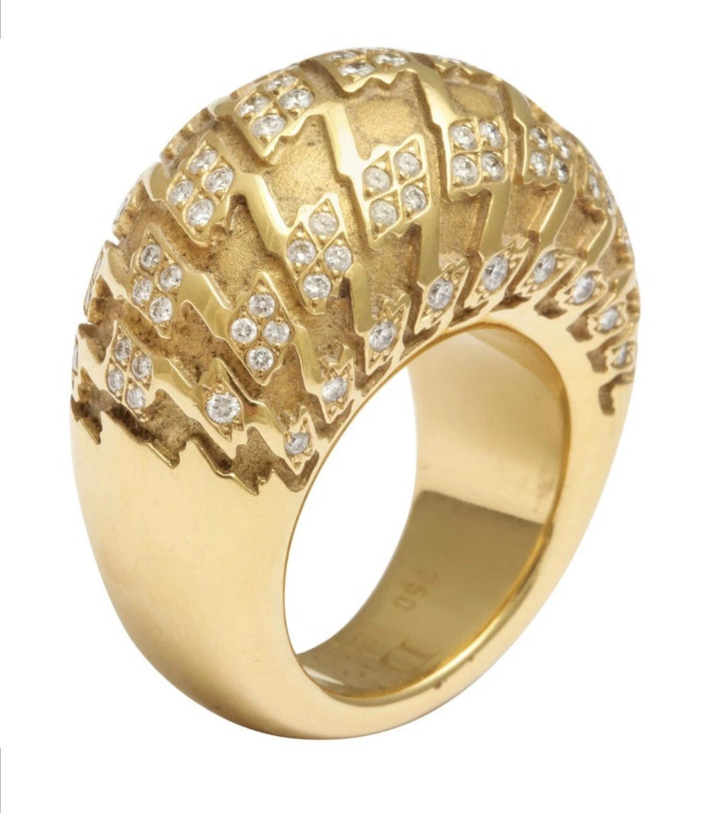 Christian Dior diamond gold houndstooth dome ring