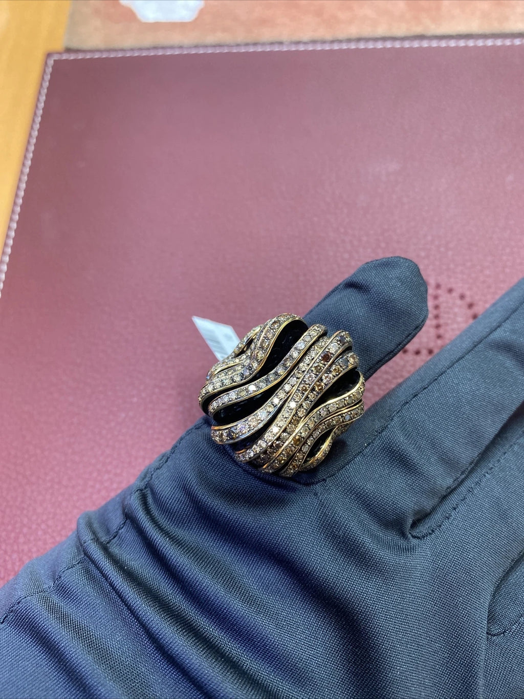 de Grisogono Allegra brown diamond ring worn view