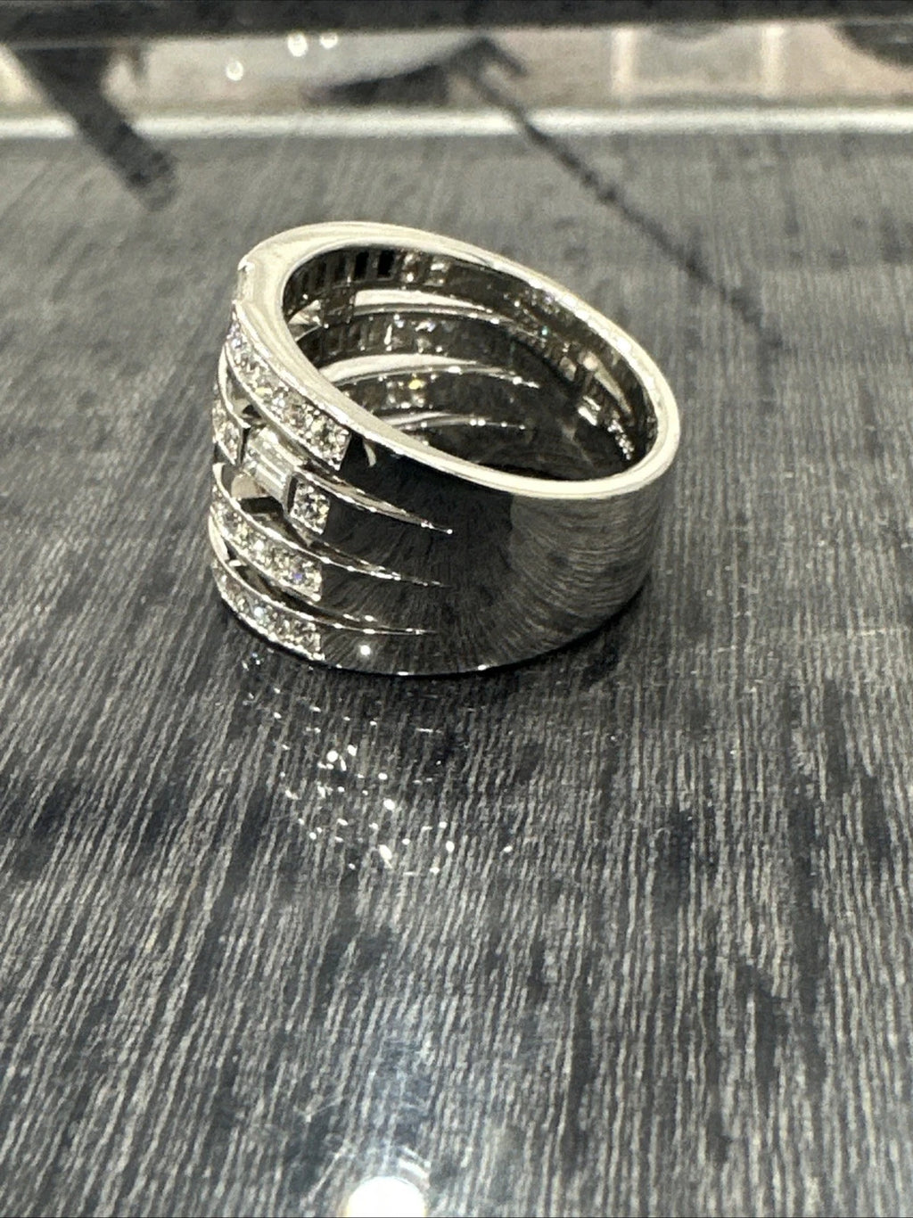 Harry Winston Traffic diamond ring alternate view