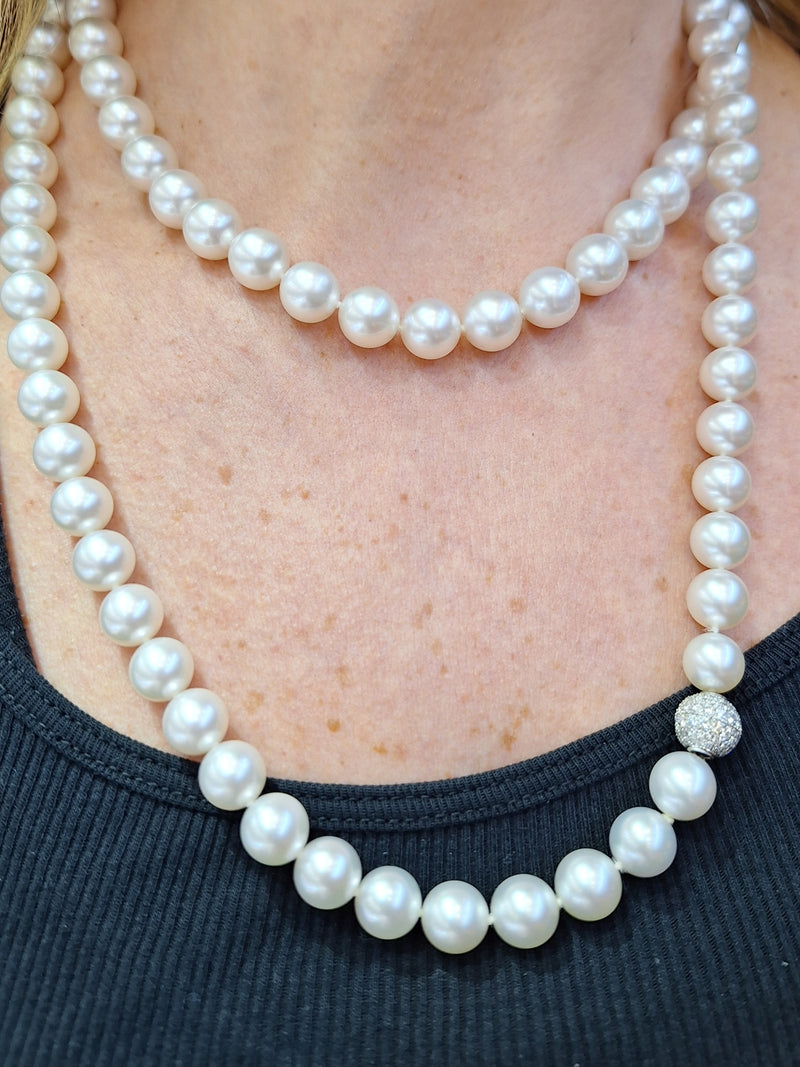 Graff Pearl Long Necklace with diamond clasp