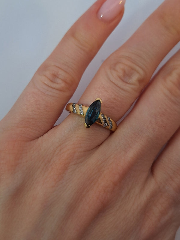 Blue Sapphire Marquise Vintage Ring