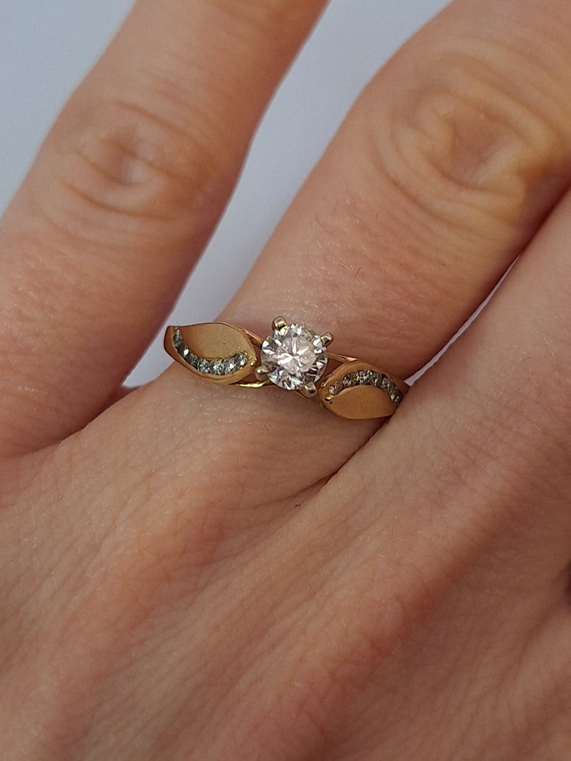 Diamond Vintage Engagement Ring