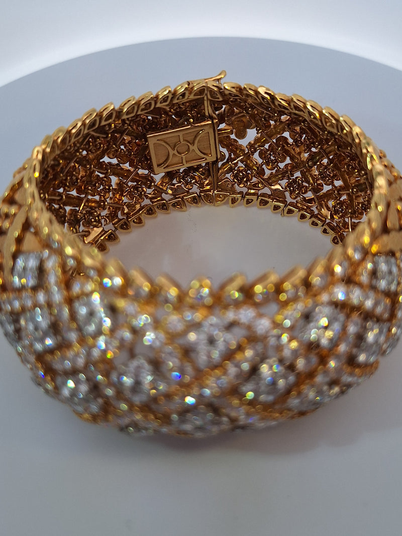 David Webb 35 Carat Diamond Bracelet