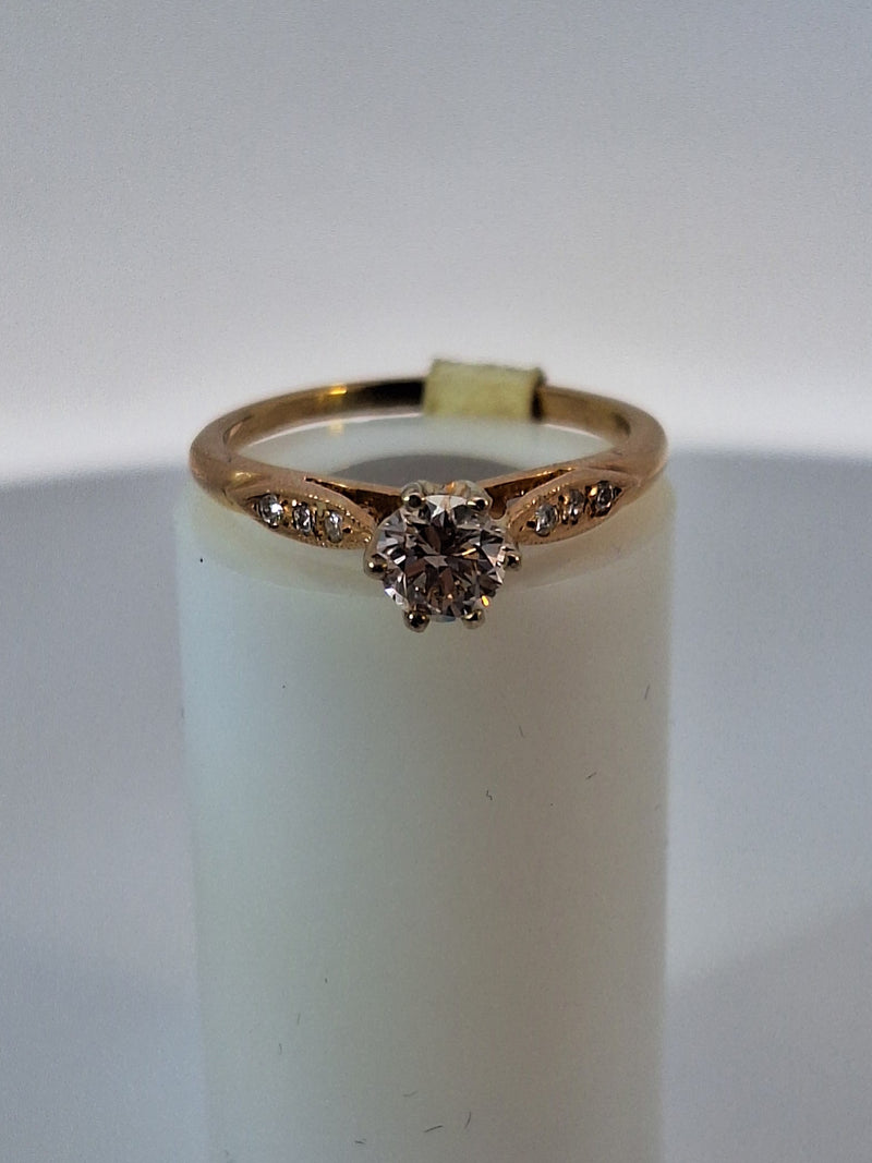 Diamond Vintage Engagement Ring