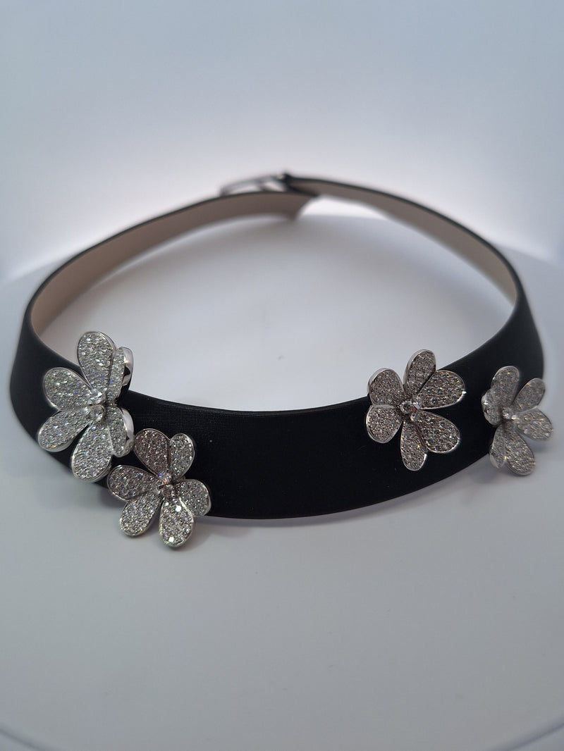 Van Cleef & Arpels Frivole Diamond Choker Necklace and Bracelet Set