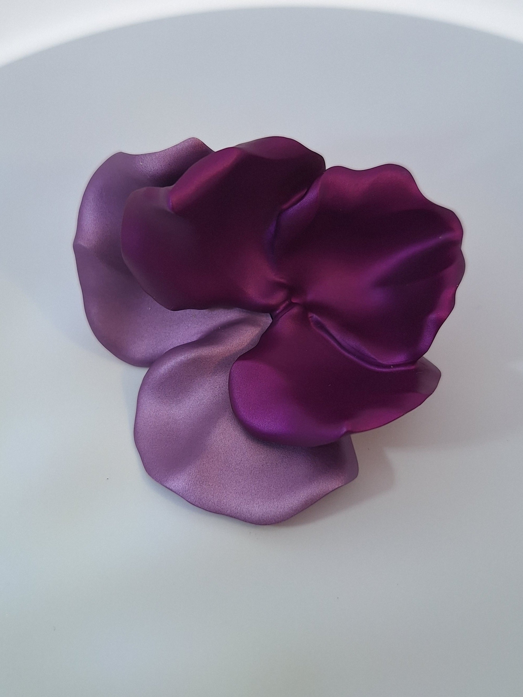 Jar Paris Pansies Purple Aluminium Gold Earrings