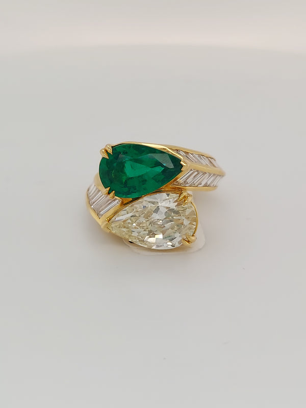 Pear Shaped Green Emerald & Yellow Diamond Ring