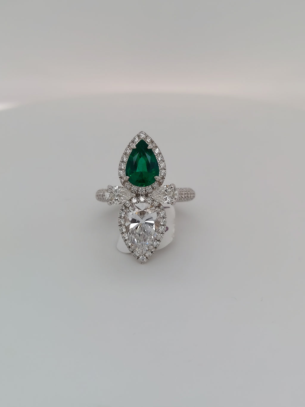 1.08 Carat Green Emerald & 3.98 Carat Diamond Ring