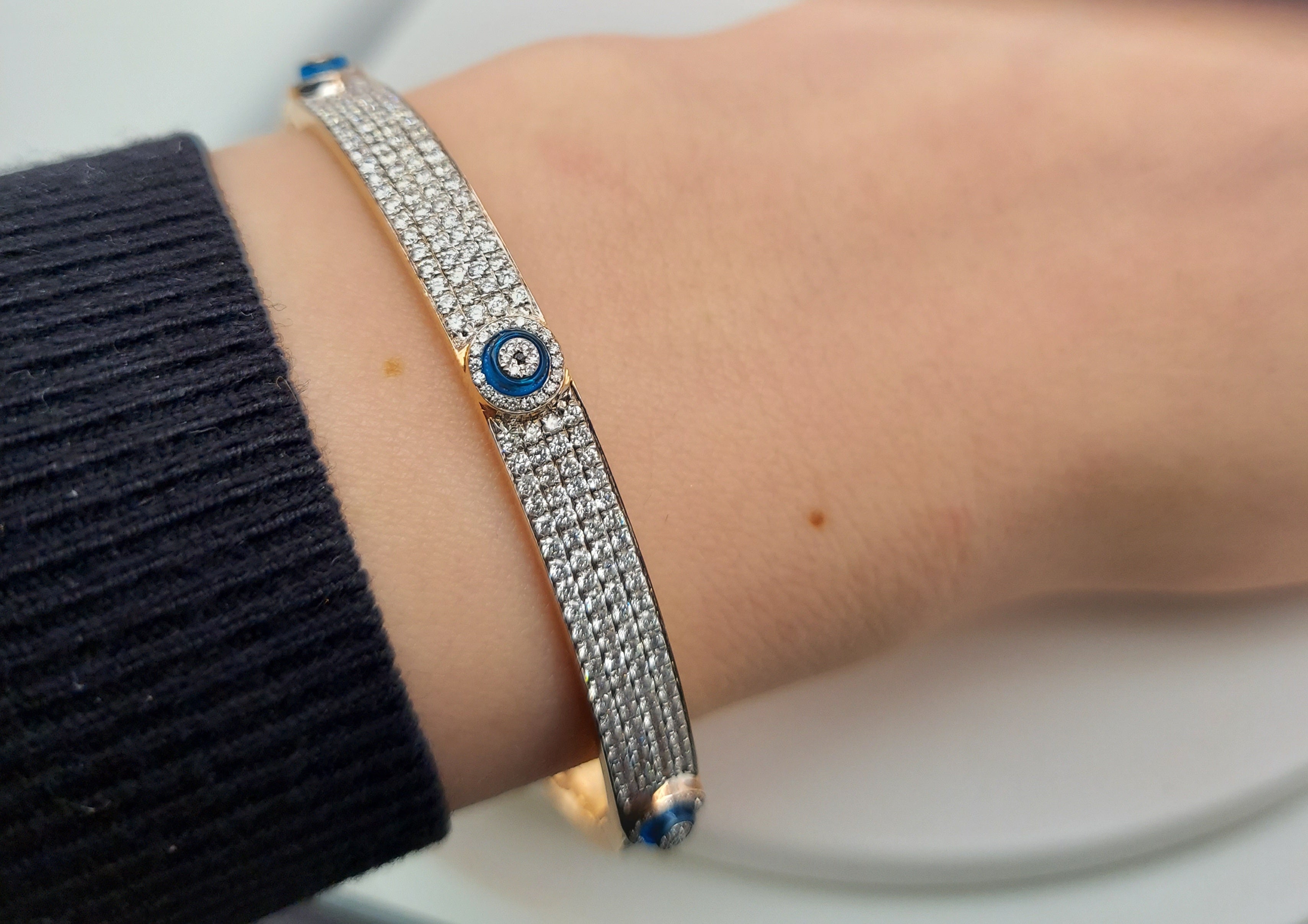 1.75 Carat Diamond Bangle Bracelet