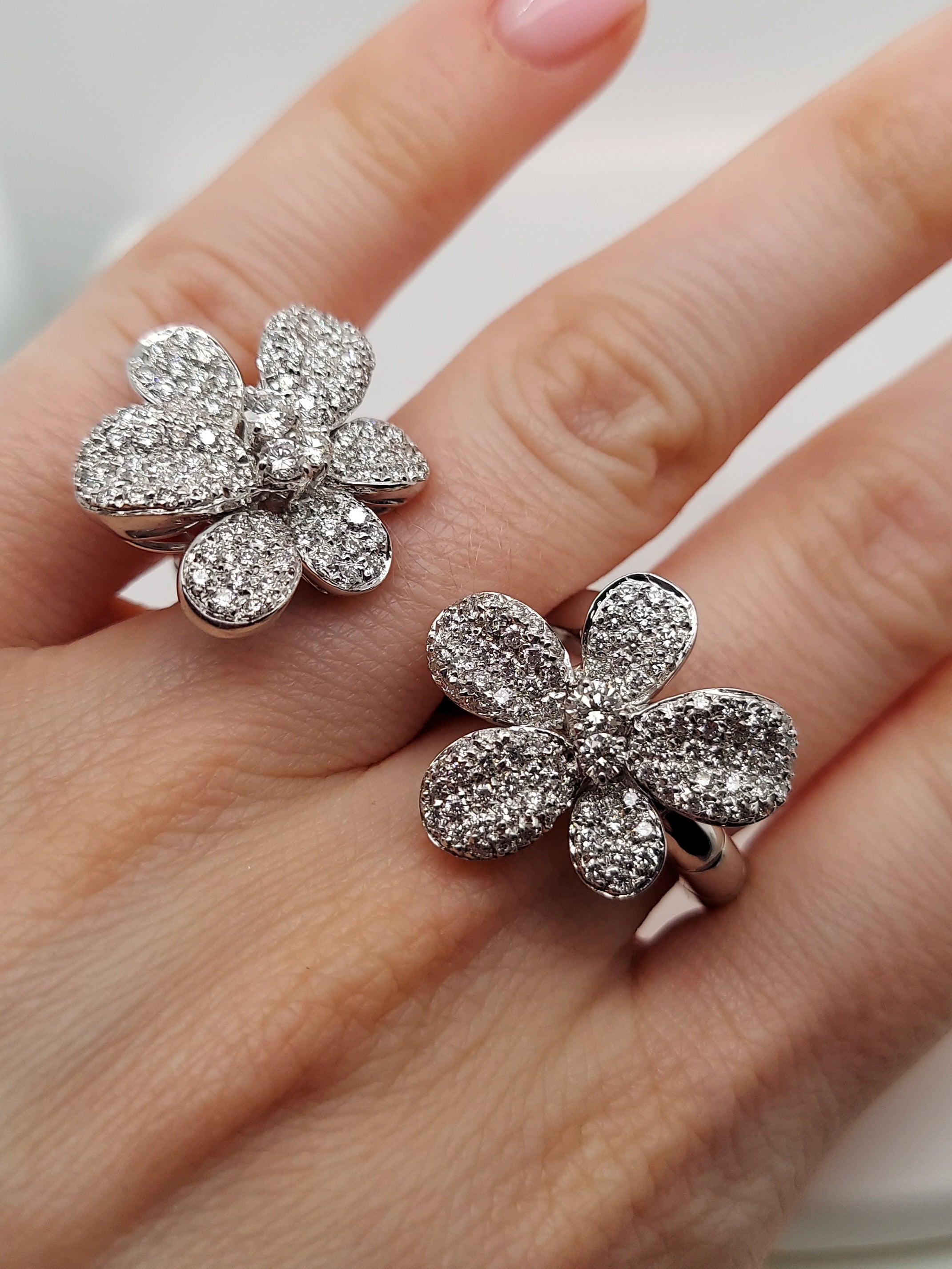 5 Carat Diamond Flower Ring