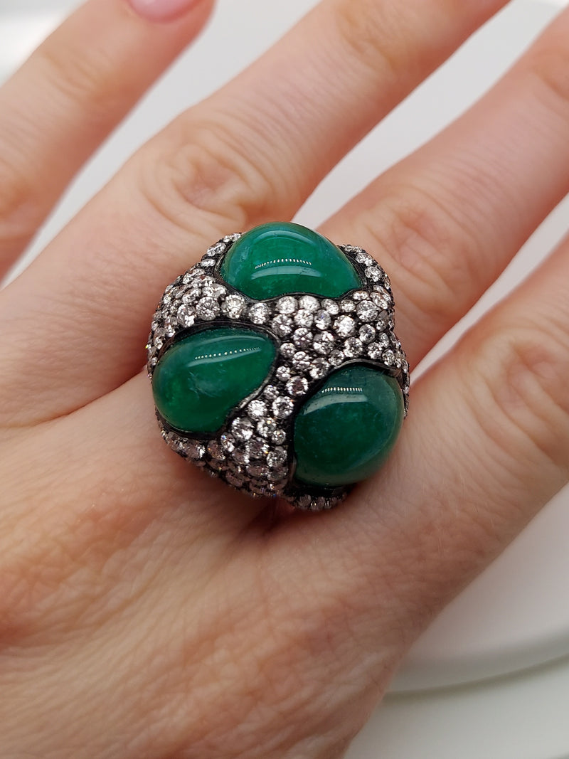 15 Carat Emerald 8 Carat Diamond Ring