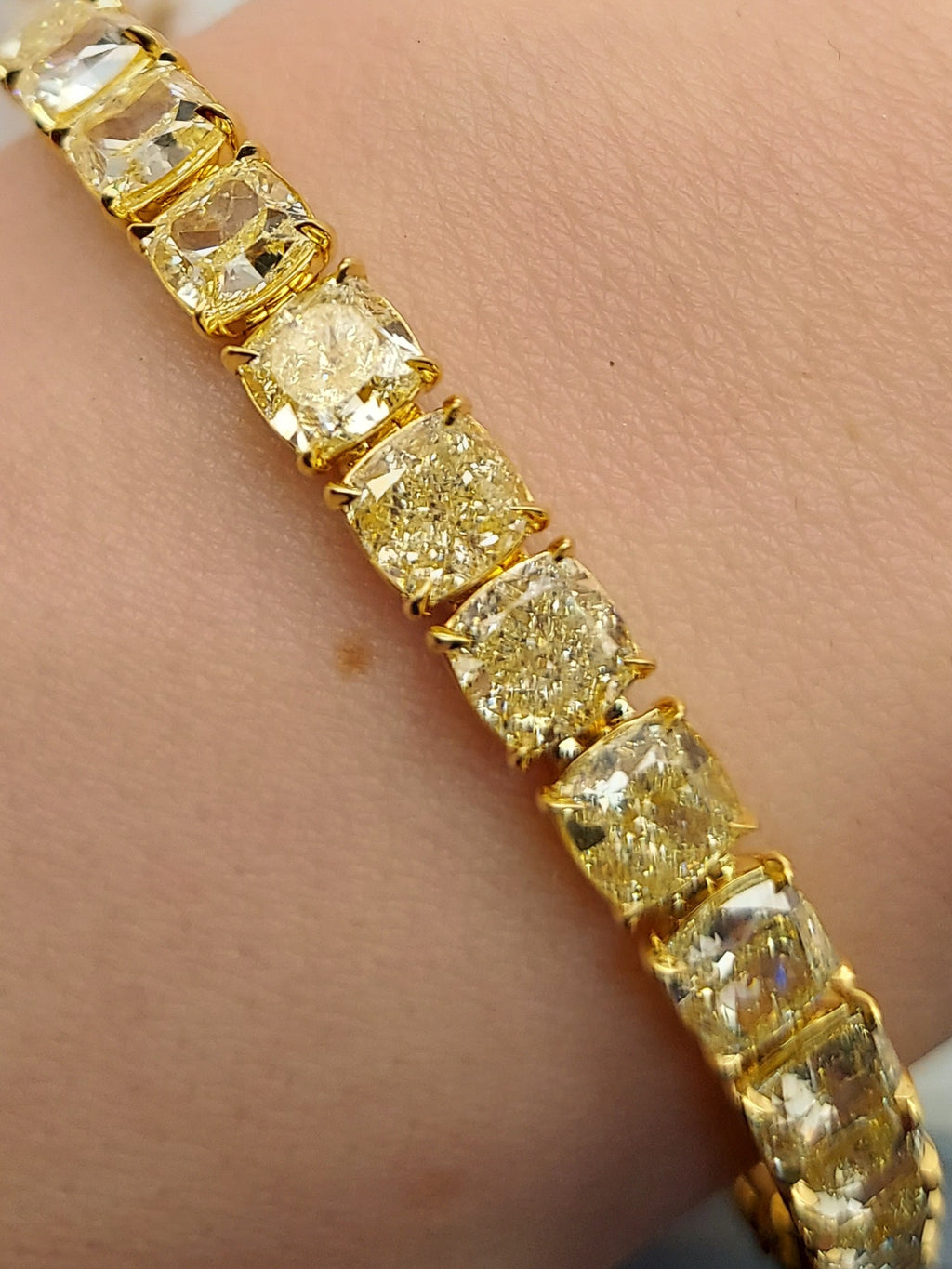 33.5 Carat Fancy Yellow Diamond Tennis Bracelet