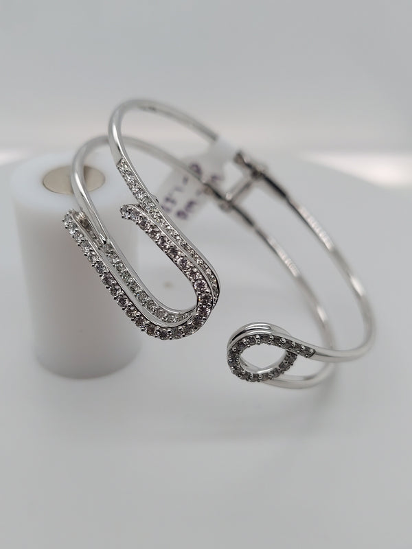 1.52 Carat Diamond Paper Clip Bangle Bracelet